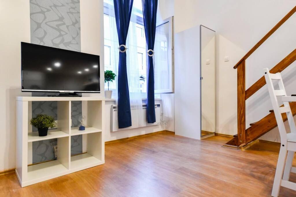 Cosy Two Bedroom Flat In Rottenbiller Str,Sky Budapest Exterior photo